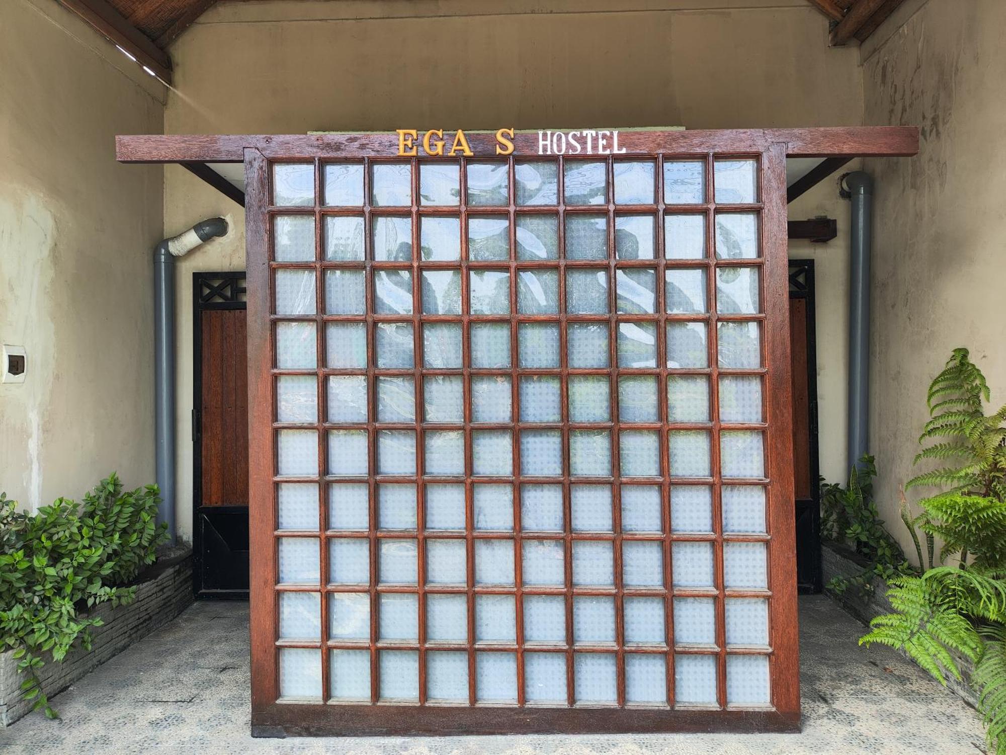Ega S Hostel Batununggul Εξωτερικό φωτογραφία