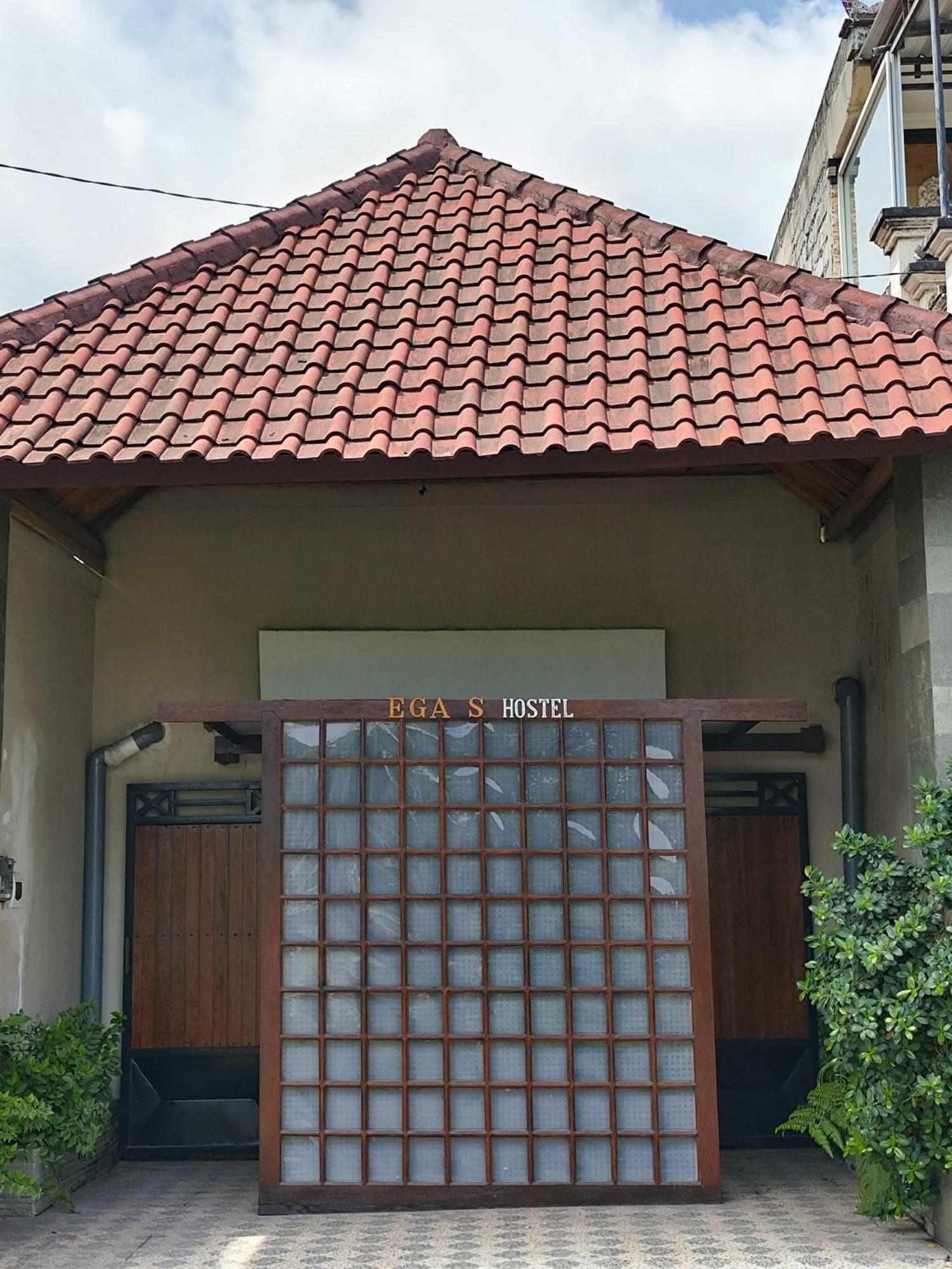 Ega S Hostel Batununggul Εξωτερικό φωτογραφία